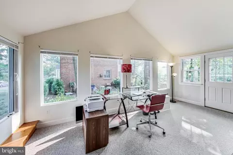9608 Sutherland Rd, Silver Spring, MD 20901 photo 31