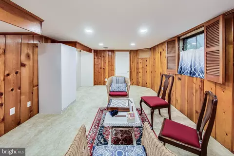 9608 Sutherland Rd, Silver Spring, MD 20901 photo 36