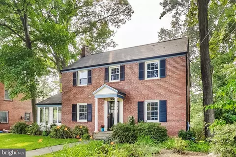 9608 Sutherland Rd, Silver Spring, MD 20901 photo 2