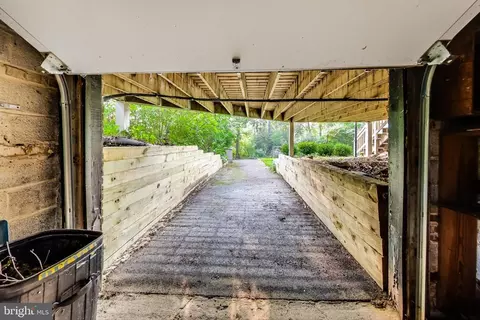 9608 Sutherland Rd, Silver Spring, MD 20901 photo 50