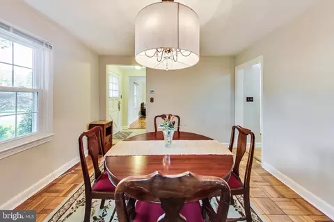 9608 Sutherland Rd, Silver Spring, MD 20901 photo 14