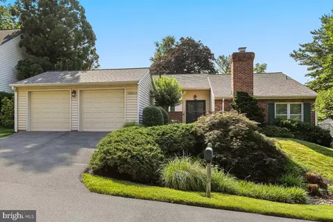 20062 Doolittle St, Montgomery Village, MD 20886