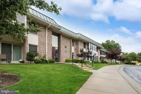 3398 Gleneagles Dr #73-1A, Silver Spring, MD 20906 photo 2