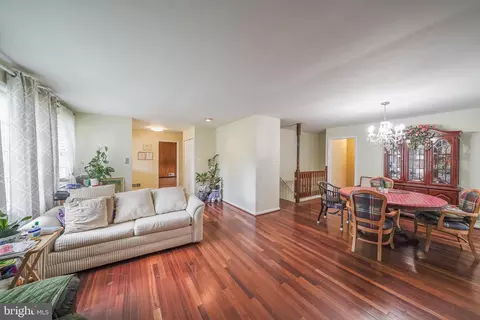 9425 Curran Rd, Silver Spring, MD 20901 photo 8