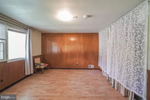 9425 Curran Rd, Silver Spring, MD 20901 photo 10
