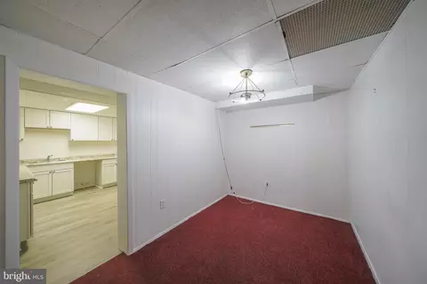 9425 Curran Rd, Silver Spring, MD 20901 photo 20