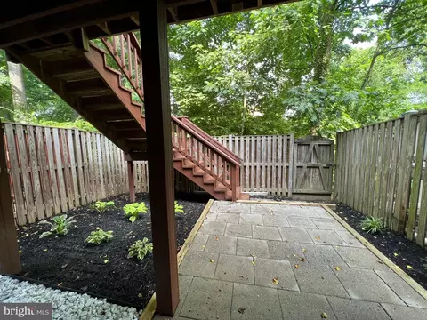 2607 Chivalry Ct, Silver Spring, MD 20902 photo 10