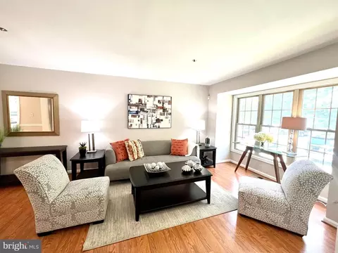 2607 Chivalry Ct, Silver Spring, MD 20902 photo 8