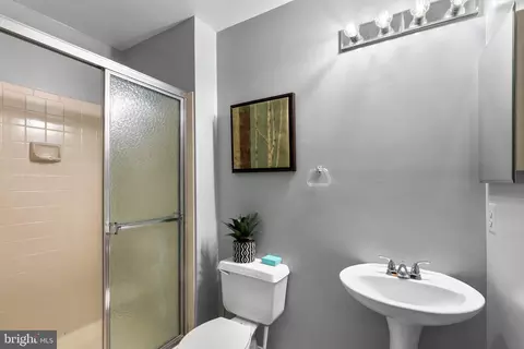 2607 Chivalry Ct, Silver Spring, MD 20902 photo 30
