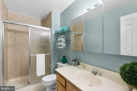 2607 Chivalry Ct, Silver Spring, MD 20902 photo 14