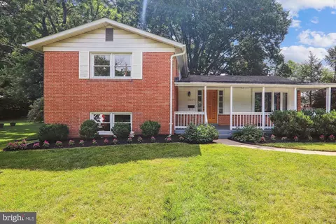 10105 Devere Ct, Silver Spring, MD 20903