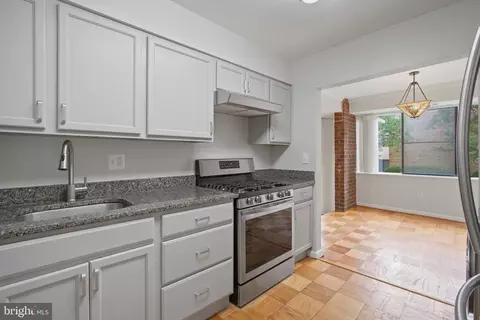 9903 Blundon Dr #6-102, Silver Spring, MD 20902 photo 11