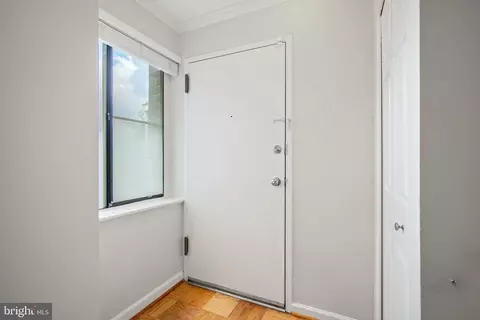 9903 Blundon Dr #6-102, Silver Spring, MD 20902 photo 2