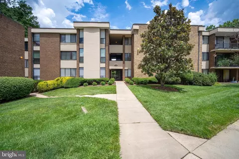 9903 Blundon Dr #6-102, Silver Spring, MD 20902