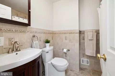 14941 Wellwood Rd, Silver Spring, MD 20905 photo 18