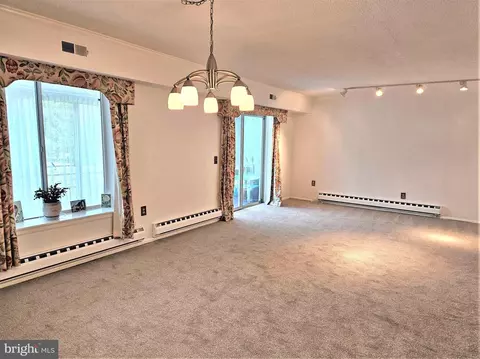 15121 Glade Dr #13-3E, Silver Spring, MD 20906 photo 3