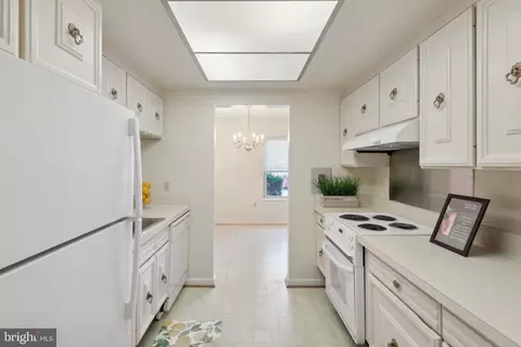 3350 Chiswick Ct #57-2A, Silver Spring, MD 20906 photo 8