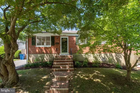 11412 Ashley Dr, Rockville, MD 20852
