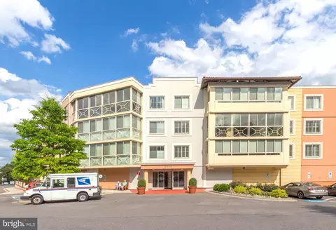 15000 Pennfield Cir #405, Silver Spring, MD 20906