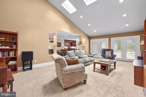 613 Quaint Acres Dr, Silver Spring, MD 20904 photo 26