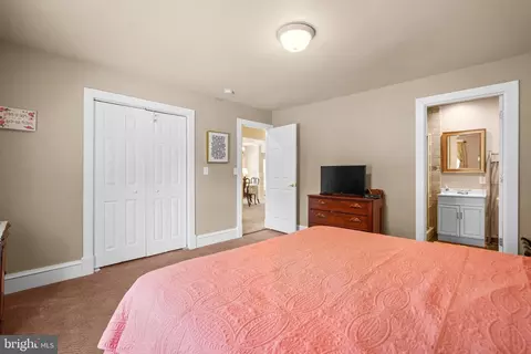 613 Quaint Acres Dr, Silver Spring, MD 20904 photo 40