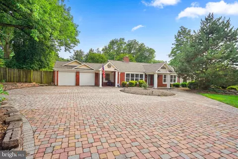 613 Quaint Acres Dr, Silver Spring, MD 20904 photo 49