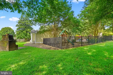 613 Quaint Acres Dr, Silver Spring, MD 20904 photo 47