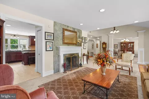 613 Quaint Acres Dr, Silver Spring, MD 20904 photo 13