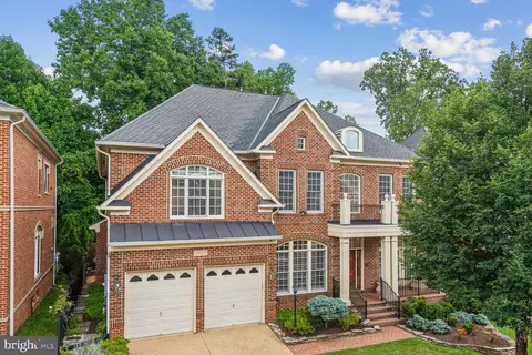 11409 Patriot Ln, Potomac, MD 20854