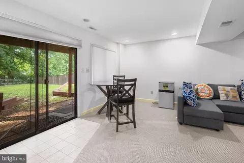 1516 Ainsley Rd, Silver Spring, MD 20904 photo 6