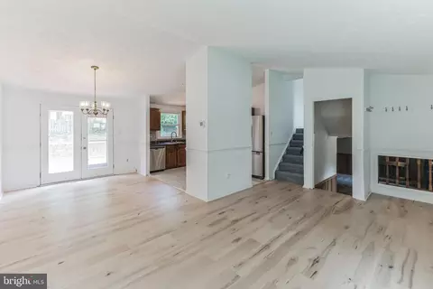 3040 Schubert Dr, Silver Spring, MD 20904 photo 7