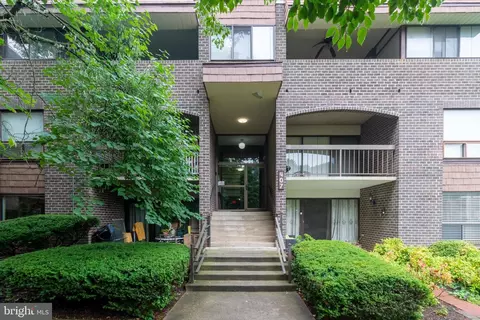 407 Christopher Ave #31, Gaithersburg, MD 20879