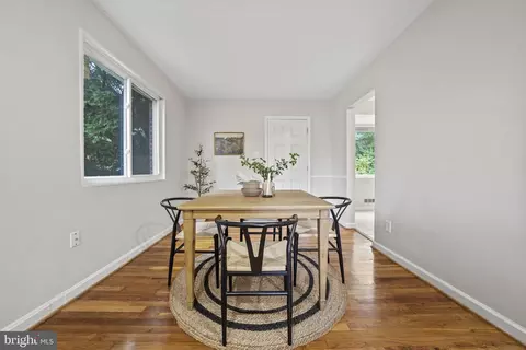 304 Burnt Mills Ave, Silver Spring, MD 20901 photo 9