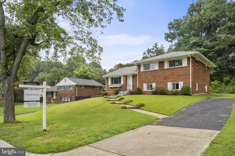 304 Burnt Mills Ave, Silver Spring, MD 20901 photo 2