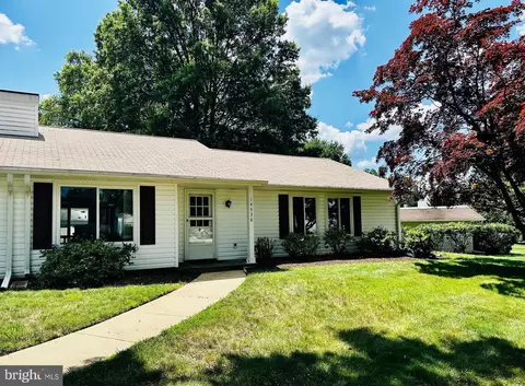 14536 Kelmscot Dr #176A, Silver Spring, MD 20906 photo 2