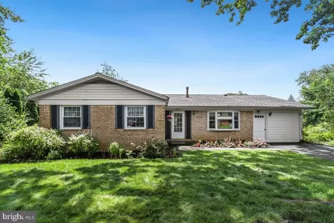 1107 Nora Dr, Silver Spring, MD 20904 photo 3