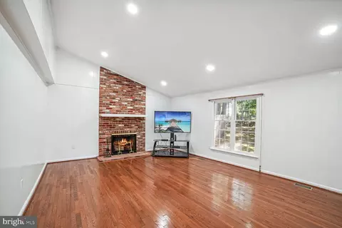 15519 Langside St, Silver Spring, MD 20905 photo 27