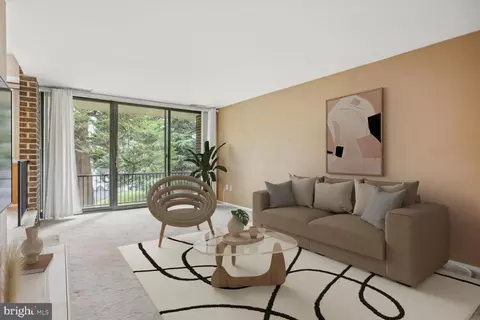 2105 Walsh View Ter #15-203, Silver Spring, MD 20902
