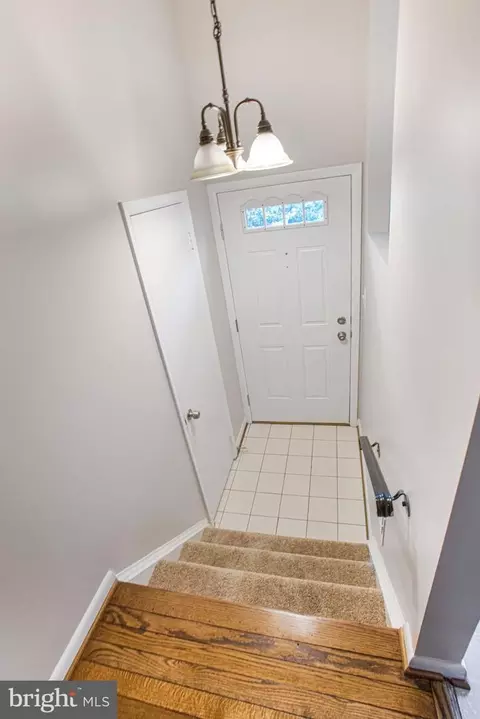 2830 Schoolhouse Cir, Silver Spring, MD 20902 photo 17