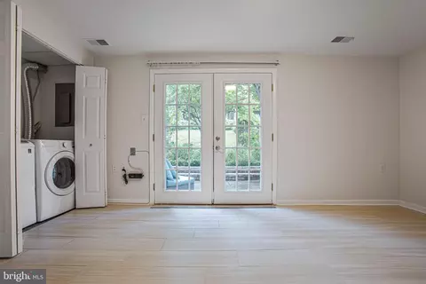 2830 Schoolhouse Cir, Silver Spring, MD 20902 photo 41