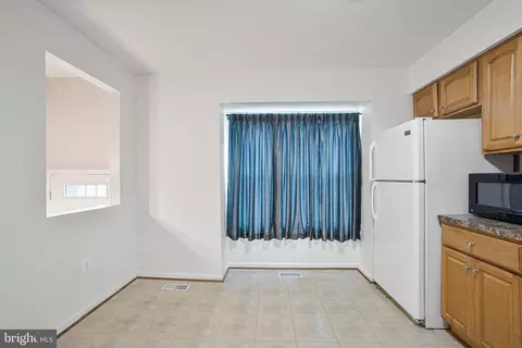 2830 Schoolhouse Cir, Silver Spring, MD 20902 photo 14