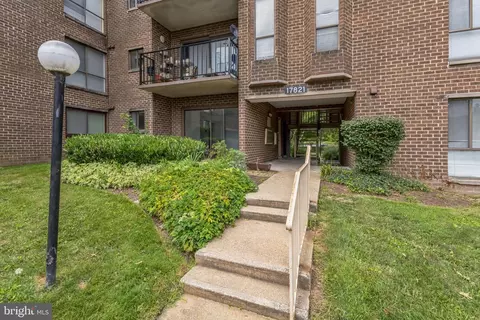 17821 Buehler Rd #1-F-5, Olney, MD 20832