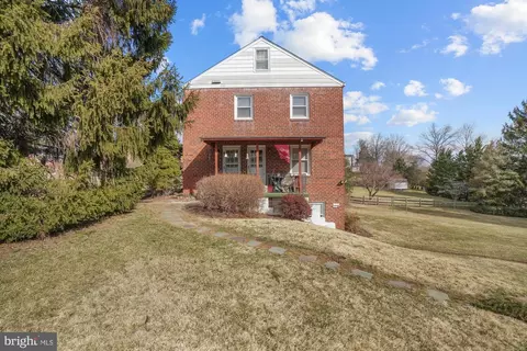 25801 Wright Rd, Damascus, MD 20872 photo 2