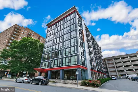 1320 Fenwick Ln #211, Silver Spring, MD 20910 photo 2