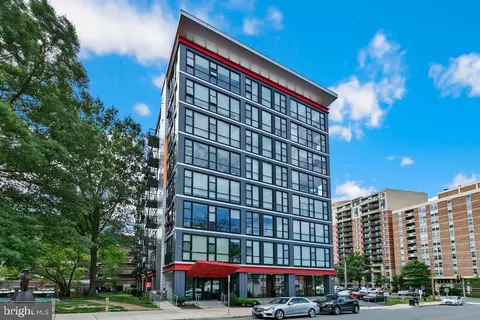 1320 Fenwick Ln #211, Silver Spring, MD 20910 photo 3