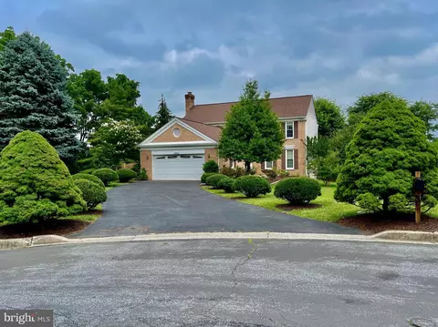 14921 Village Gate Dr, Silver Spring, MD 20906 photo 4