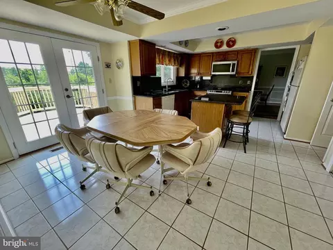 14921 Village Gate Dr, Silver Spring, MD 20906 photo 18