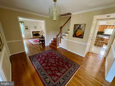 14921 Village Gate Dr, Silver Spring, MD 20906 photo 12