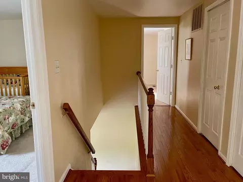 14921 Village Gate Dr, Silver Spring, MD 20906 photo 29