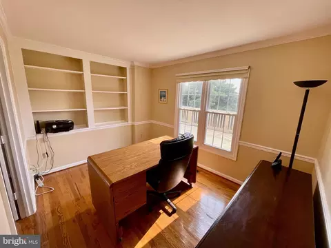 14921 Village Gate Dr, Silver Spring, MD 20906 photo 14